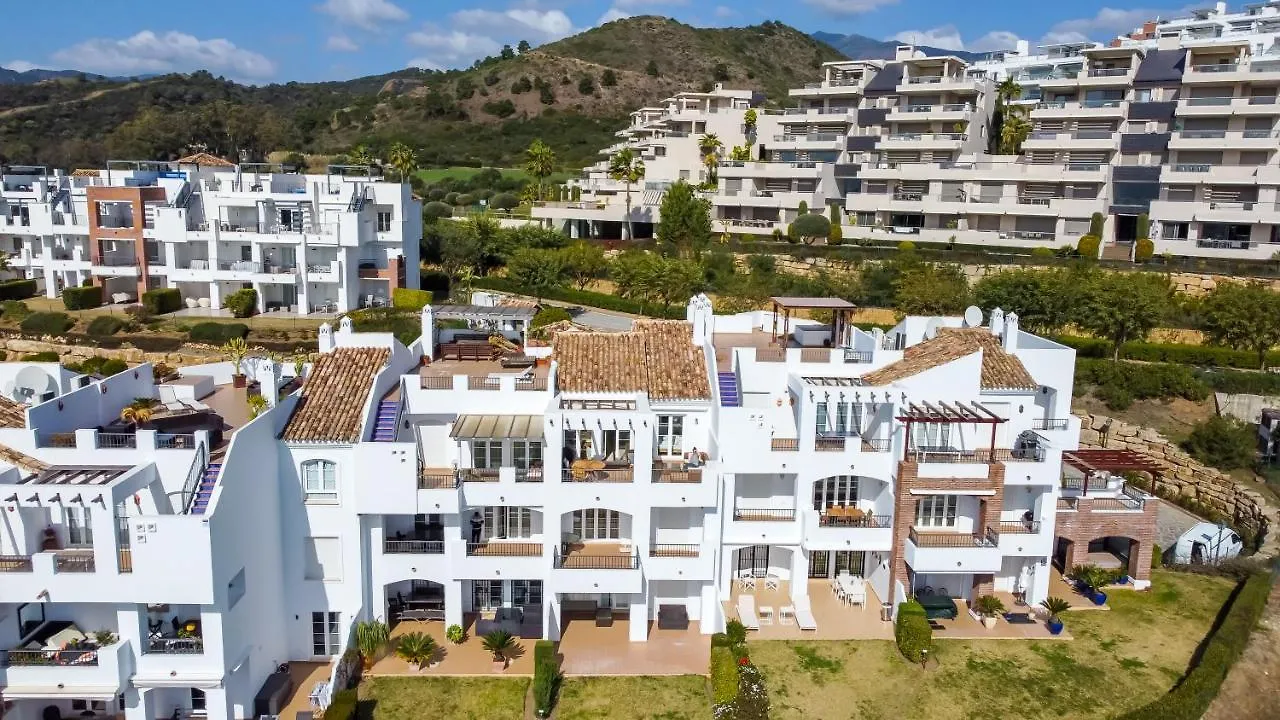 Los Robles De Los Arqueros Golf 3 Bedrooms Apartment. Benahavis