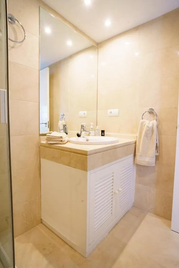 Apartment Los Robles De Los Arqueros Golf 3 Bedrooms Apartment. Benahavis